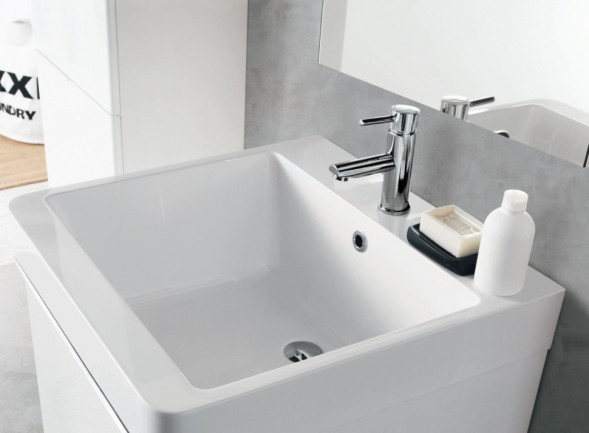 Хозяйственная раковина GEROMIN Round RA66 с тумбой и сифоном подвесная без отверстия с переливом цвет белый