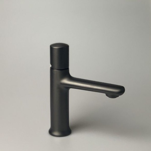 Daniel Fusion, однорычажный смеситель для раковины (излив 12 см), с донным клапаном, цвет графит