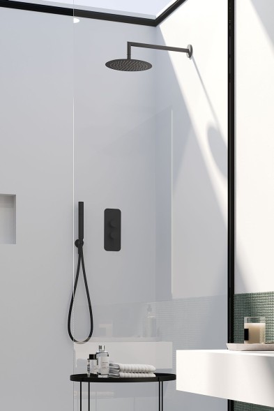 AQG Urban Flow, душевой комплект ER236 на 2 потребителя, с настенным кронштейном, цвет хром