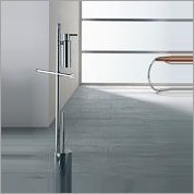 Стойка COLOMBO DESIGN PLANETS B9819 напольная с держателем туалетной бумаги и ершиком цвет хром