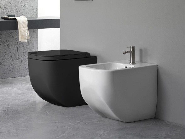 Унитаз HATRIA NEXT A0Y3AY02 напольный безободковый слив универсальный цвет черный матовый