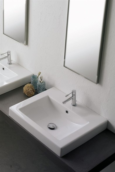 Раковина Scarabeo SQUARE подвесная или накладная с переливом с одним отверстием цвет белый 8025/B