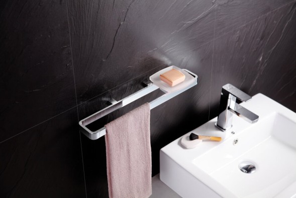 Держатель для аксессуаров и полотенцедержатель LANGBERGER LEDRO 11304D подвесной цвет хром