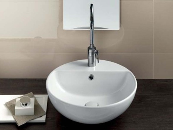 Раковина HATRIA HAPPY HOUR YXSJ01 накладная с одним отверстием цвет белый